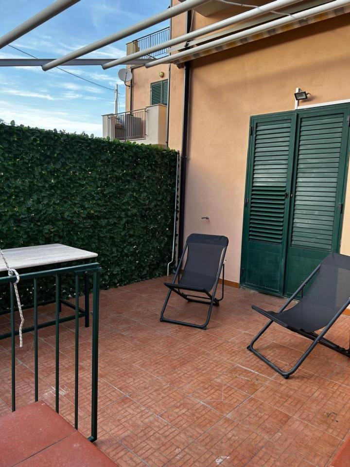 Top Relax Finale Di Pollina 外观 照片