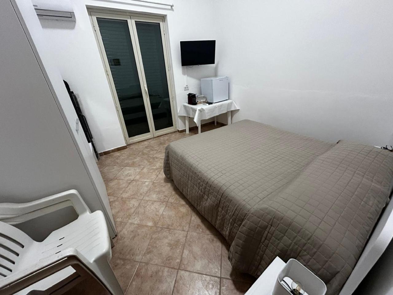 Top Relax Finale Di Pollina 外观 照片
