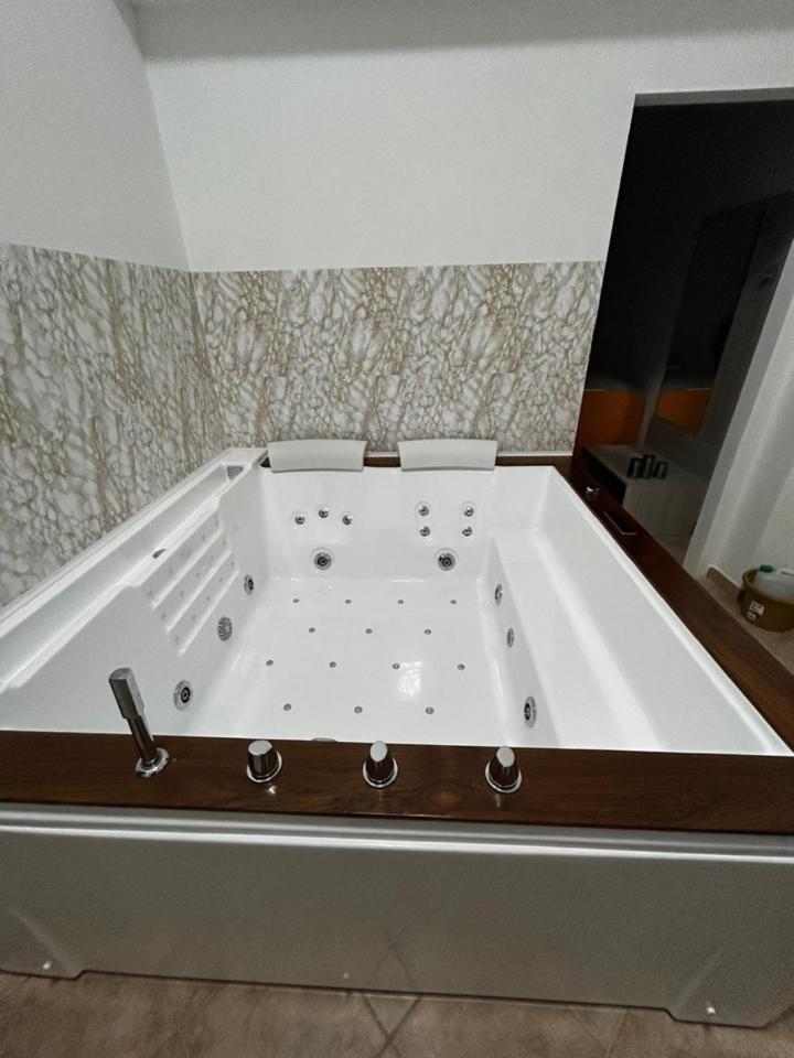 Top Relax Finale Di Pollina 外观 照片