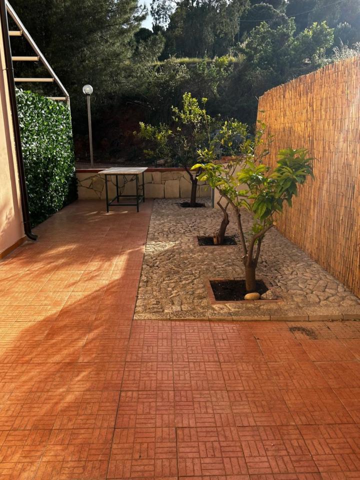Top Relax Finale Di Pollina 外观 照片